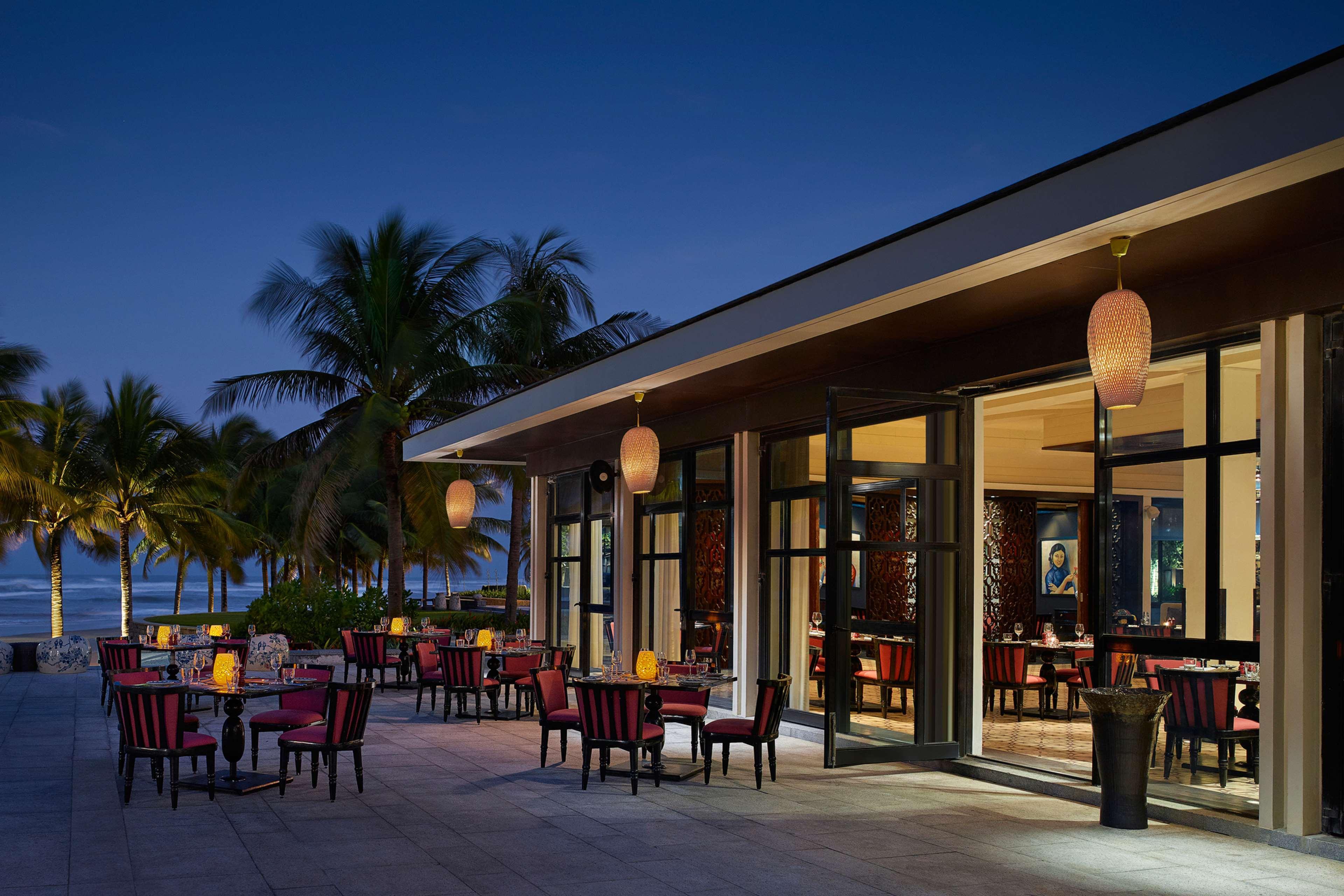 Hyatt Regency Danang Resort And Spa Exterior foto The Beach Club