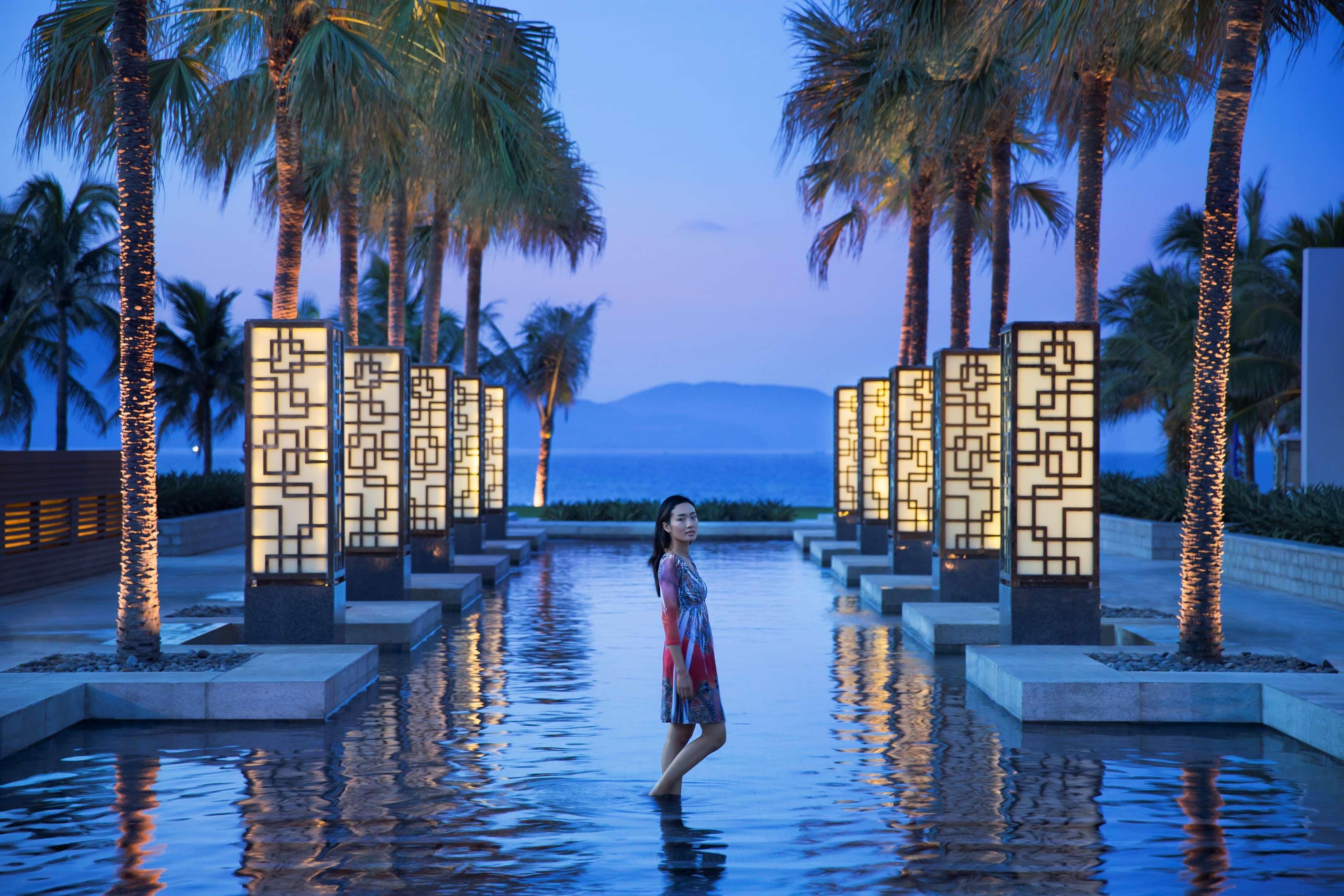 Hyatt Regency Danang Resort And Spa Exterior foto The resort's main pool