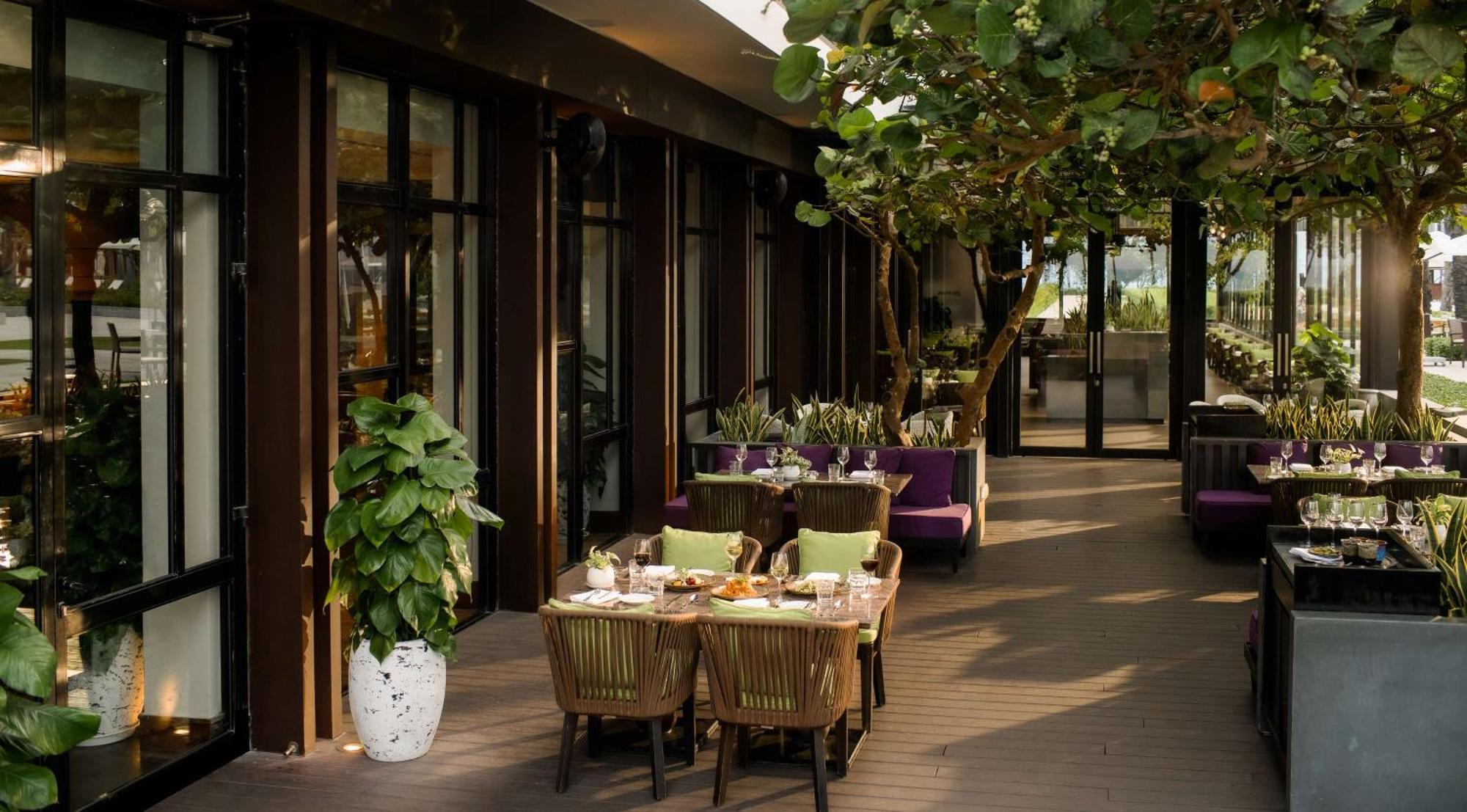 Hyatt Regency Danang Resort And Spa Exterior foto The Terrace