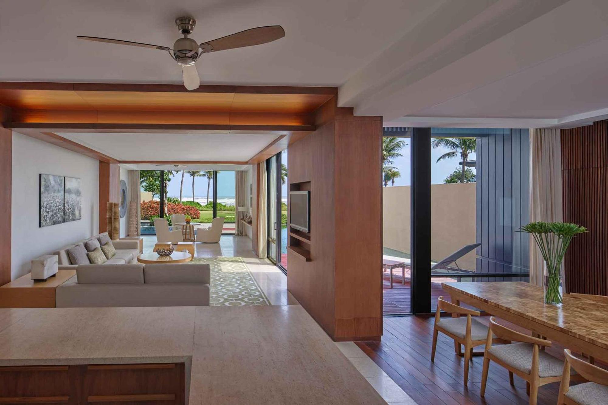 Hyatt Regency Danang Resort And Spa Exterior foto A living room at the resort